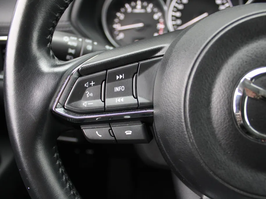 Mazda CX-5 2.0 SkyActiv-G 165 Skylease | Trekhaak | 17' LM | Navi | Apple Carplay/Android Auto | Parkeersensor achter | LED | Cruise | All season | Dealeronderhouden |