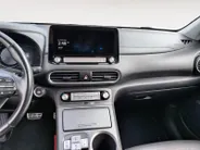 Hyundai Kona EV Premium 64 kWh | Vol opties | Zeer netjes | Leder | HUD |