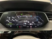 Audi e-tron 55 Quattro 408pk S Edition 95 kWh · SOH 95,8% · Panoramadak · Luchtvering · 360 Camera · Elek. Voorstoelen · Elek. Achterklep · Stoel-& Stuurverwarming · 21'' Inch ·