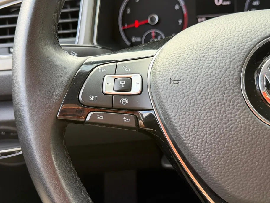 Volkswagen T-Roc 1.5 TSi DSG7-autom. Sport Navi | Apple Carplay/Android Auto | Trekhaak | Climate Control | Cruise Control | Etc.