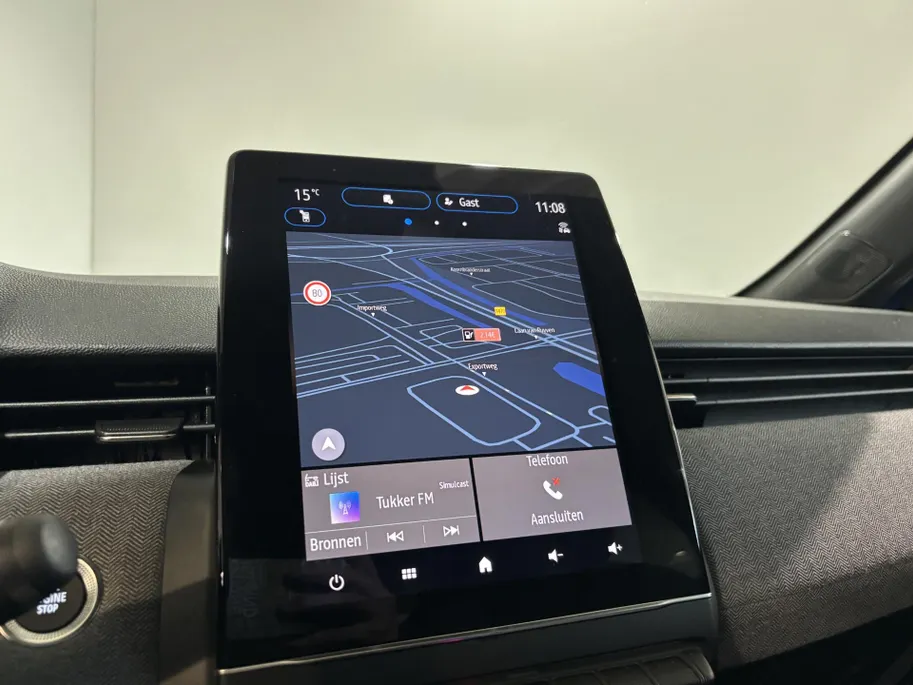 Renault Clio 145PK E-Tech Full Hybrid Techno Automaat | Digital Cockpit | 9,3' Navi | Climate Control | Apple CarPlay/Android Auto | Camera | Cruise Control | Armsteun | Lichtmetalen Velgen Hoogglans Zwart |