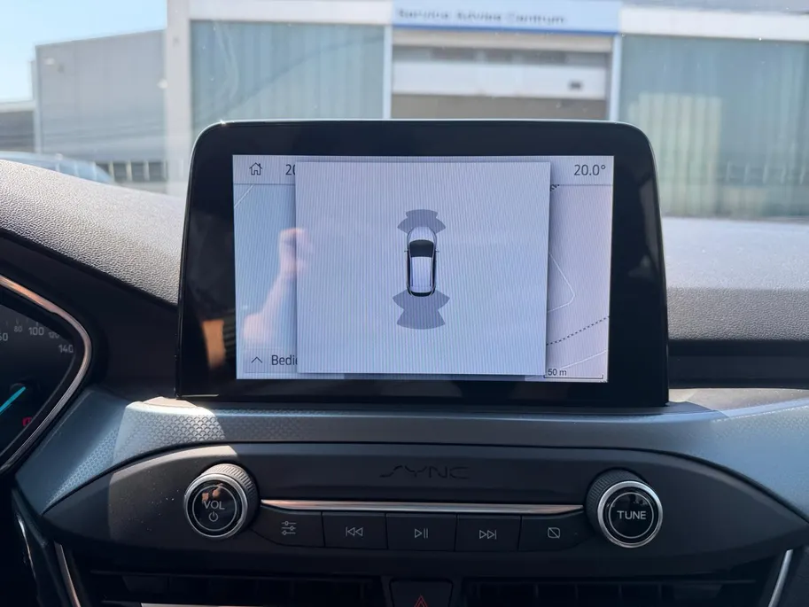Ford Focus 1.0 EcoBoost Active Business | Parkeersensoren voor en achter | Navigatie | 17' lichtmetalen velgen | Apple carplay & Android auto | Keyless entry | Bovag garantie |