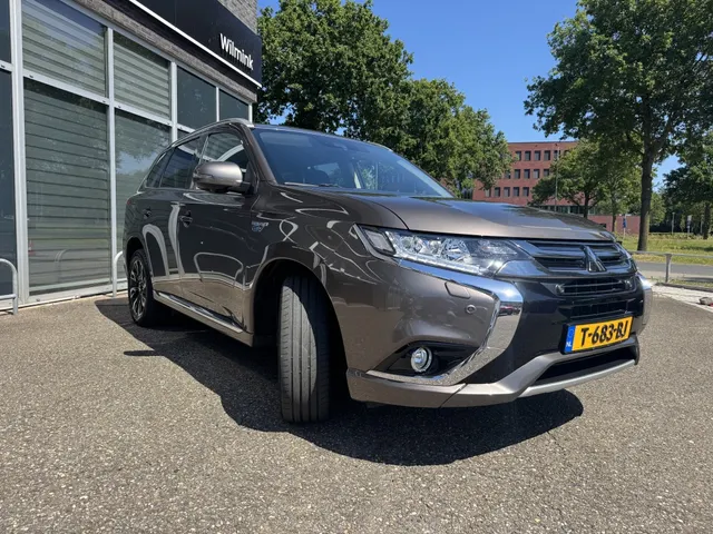 Mitsubishi Outlander 2.0 PHEV Executive | Trekhaak