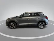 Volkswagen T-Roc 1.5 TSI 150pk DSG Style · Panoramadak · Camera · Keyless · Elek. Achterklep · Alarmklasse 3 · Massagefunctie Bestuurder · Parkeer Assistent · Stoelverwarming ·