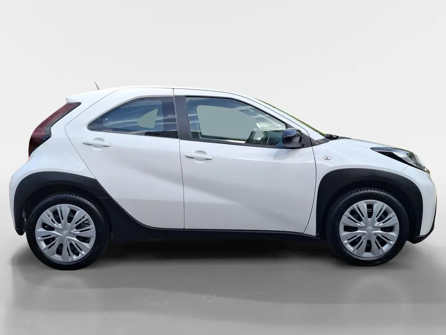 Toyota Aygo X 1.0 VVT-i MT Play | AIRCO | APPLE/ANDROID AUTO | CRUISE | CAMERA | E-CALL |