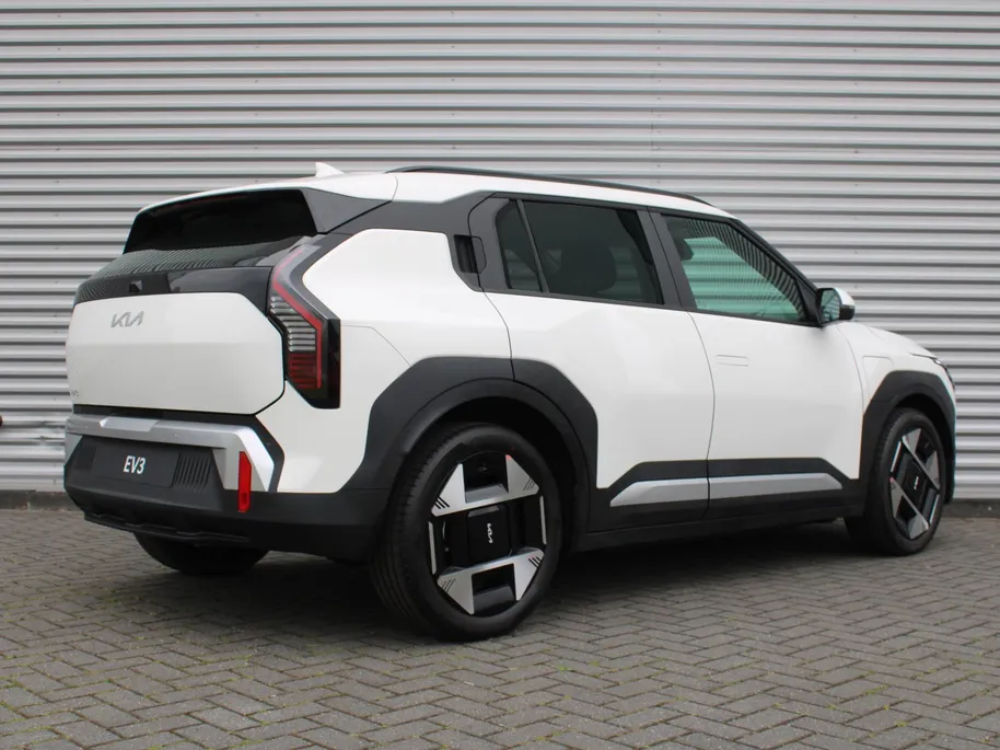 Kia EV3 Plus Advanced 81.4 kWh | Nieuw | Direct leverbaar | Actieradius tot 563 km (WLTP) | 18% bijtelling | Tot € 3.000 inruilvoordeel bij aanschaf |