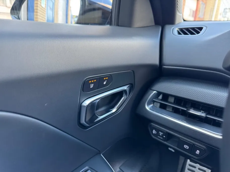 Kia K4 Sportswagon 1.0 T-GDi MHEV GT-Line Launch Edition | Schuif/kantel dak | Navigatie | Climate control | Elektrische stoel verstelling | Stoel+ Stuur verwarming