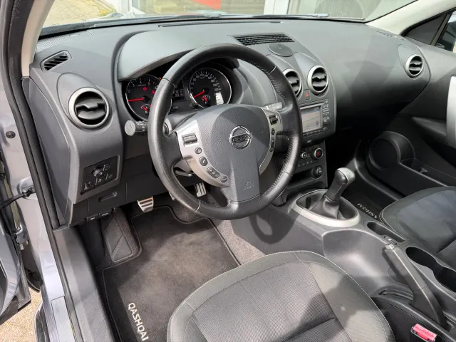 Nissan QASHQAI 1.6 Connect Edition | Panoramadak | 360-Camera | All-Season | Navigatie | Cruise Control
