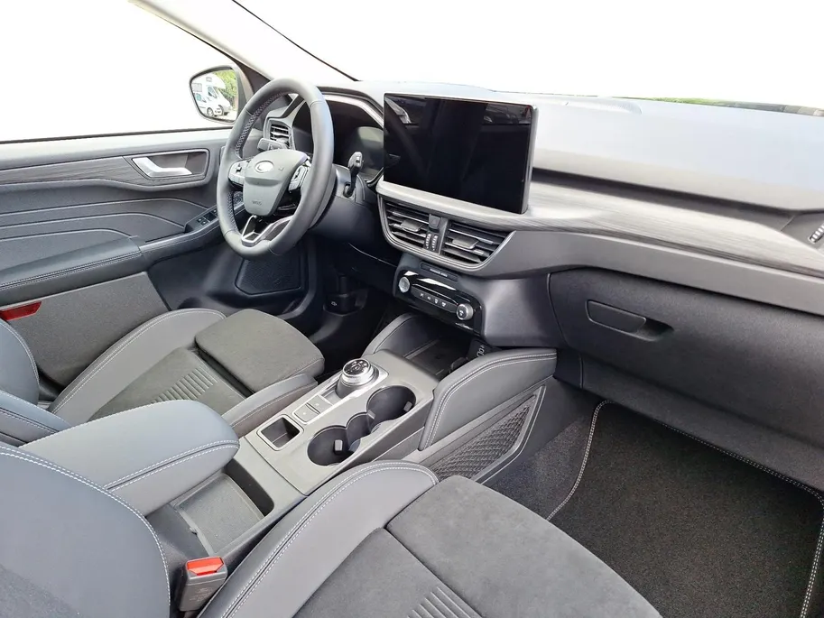 Ford Kuga 2.5 PHEV Active X | Winterpack | Matrix Ledkoplampen | El. Trekhaak | 18' Lichtmetaal | 360Camera | B&O Audio | El. vert. voorstoelen | Adaptive cruisecontrol | Dodehoekdetectie | Halfleer | Nieuw te bestellen! |
