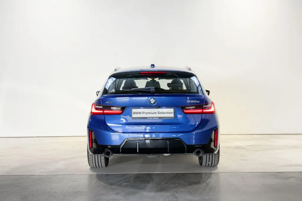 BMW 3 Serie Touring 330e xDrive M Sportpakket Pro