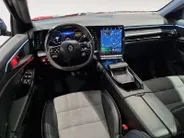 Renault Austral 1.2 E-Tech full hybrid 200 iconic * Panorama Dak  * Cruise Control Adaptief * Trekhaak Afneembaar * 360 Camera * Carplay * Winterpack * LM Velgen * 12 Maanden BOVAG Garantie *