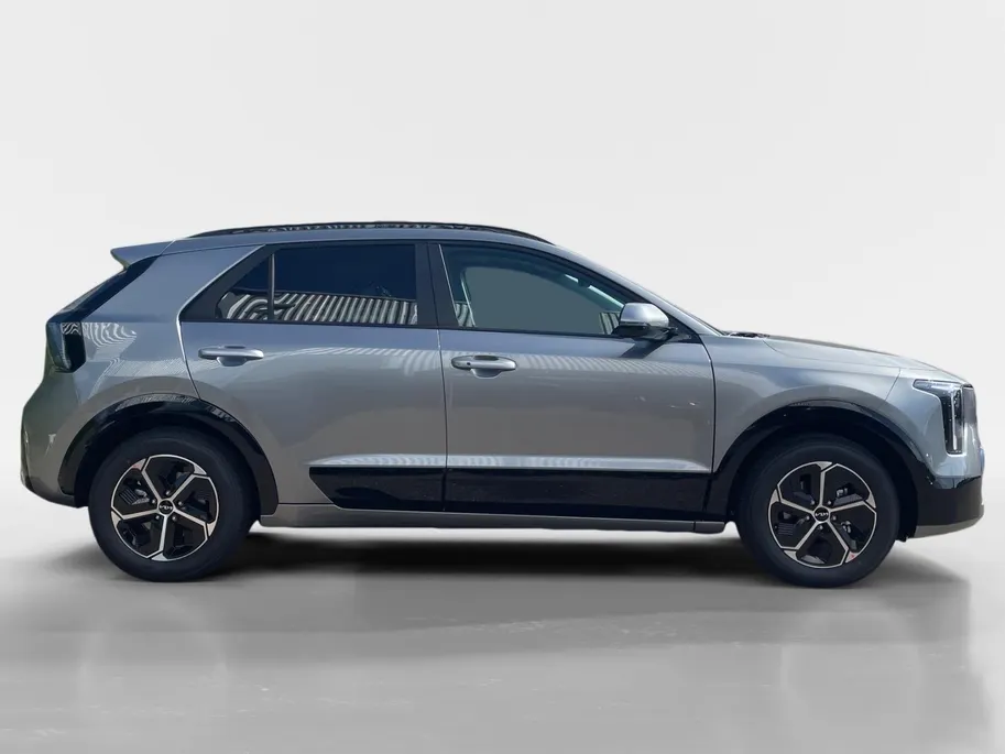 Kia Niro 1.6 GDi Hybrid DynamicPlusLine | Navigatie | Climate control | Elektrische bestuurders stoel | Schuif/kantel dak | Elektrische achterklep | DEMO
