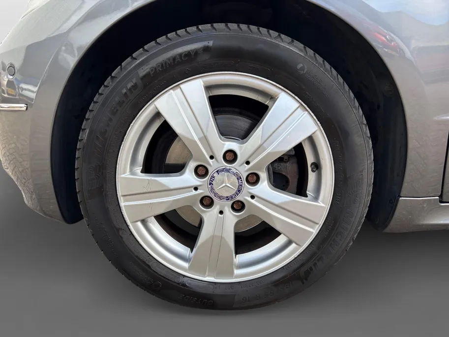Mercedes-Benz A-Klasse 180 Avantgarde Automaat | Airco | Cruise Control | Stoelverwarming | Bluetooth | 12 maanden garantie! |