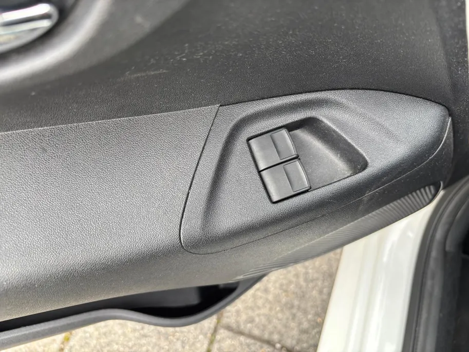 Toyota Aygo 1.0 VVT-i x-clusiv | Camera | Cruise | Lichtmetaal |