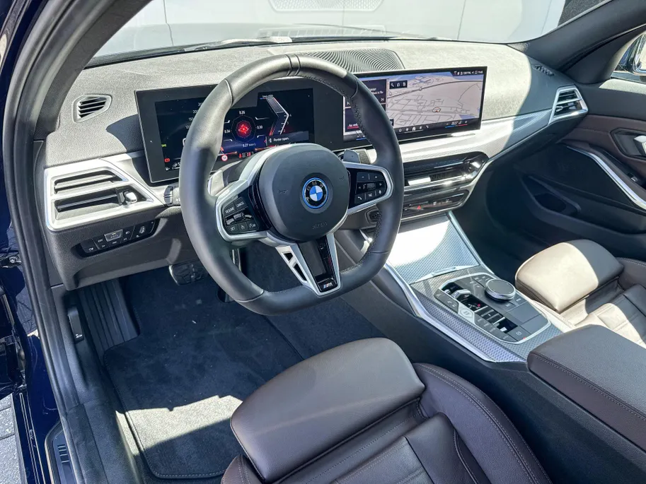 BMW 3 Serie Sedan 330e M Sport Edition