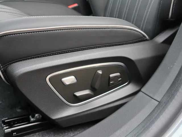 Mitsubishi Eclipse Cross Instyle 87 kWh