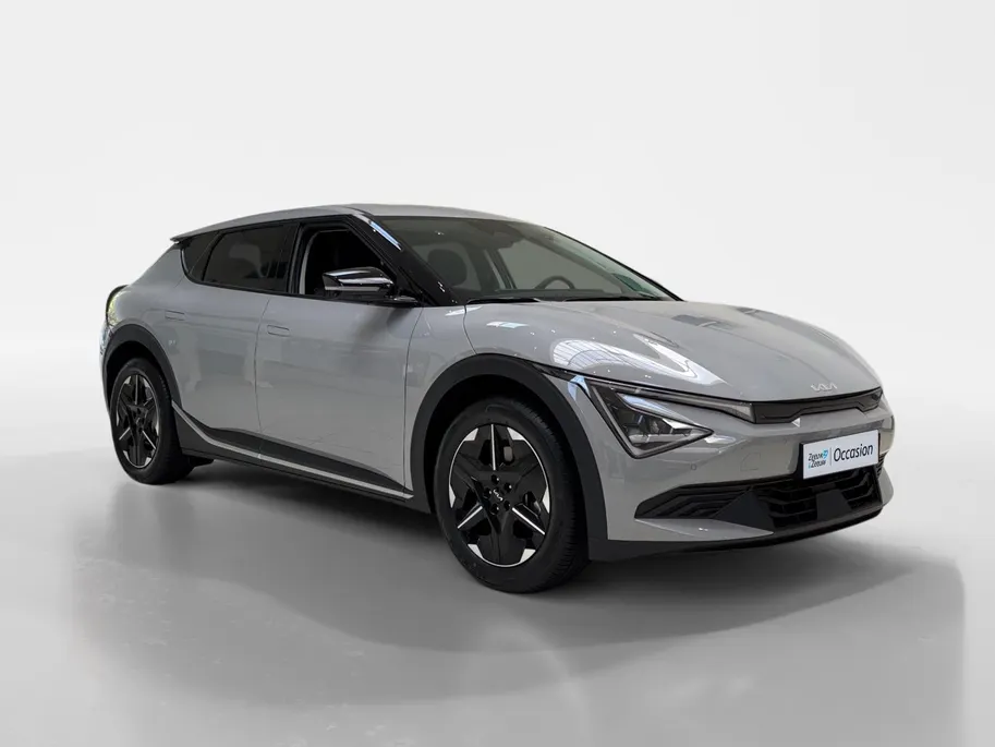 Kia EV6 Light Edition 63 kWh Navigatie | Stoel + stuurverwarming | Achteruitrijcamera | Climate control |