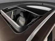 Volkswagen T-Roc 1.0 TSI 115pk Style · Panoramadak · Camera · Stoelverwarming · P-Sensoren · Apple/Android Car Play · Navigatie · 17'' Inch ·