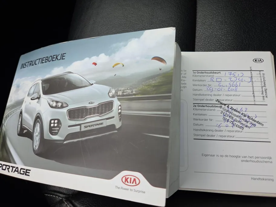 Kia Sportage 1.6 GDI DynamicLine | Dealer Onderhouden | Stoelverwarming voor en achter | camera | Navigatie | Cruise Control | LM Velgen 17' | Lader | 12 Maanden BOVAG Garantie |