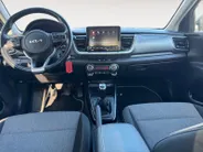 Kia Stonic 1.0 T-GDi MHEV DynamicLine | Climate Control | Camera | Cruise Control | LM Velgen | Apple Carplay | Android Auto