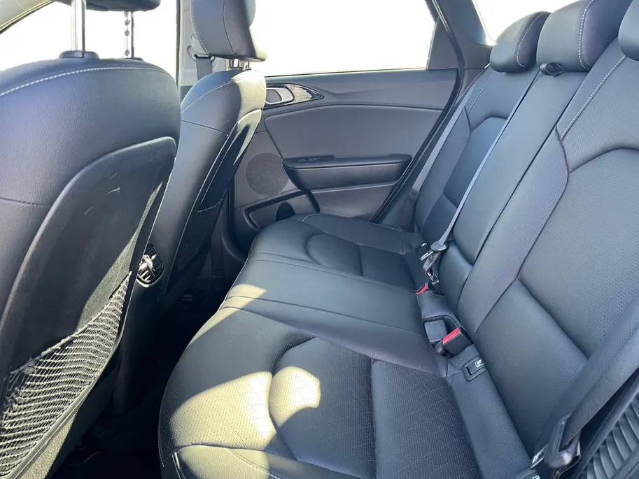 Kia Ceed Sportswagon 1.6 GDI PHEV ExecutiveLine Stoelverwarming | Stoelverkoeling | Panoramadak | Carplay | Adaptieve Cruise Control | Leder