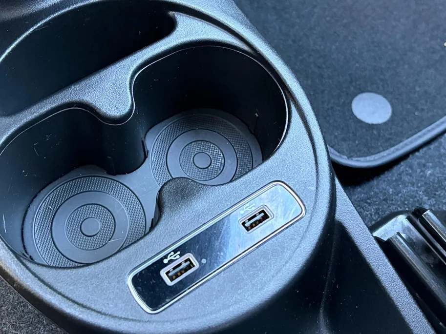 Fiat 500 1.0 Hybrid Cult Airco , lichtmetalen velgen 15' , navi  , parkeersensor , tel , usb-c , Apple Carplay/Android Auto .