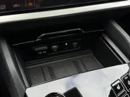 Kia Sportage 1.6 T-GDi Hybrid GT-PlusLine | Apple Carplay/ Android Auto | Navigatiesysteem | Licht + Regensensor | Stoelverwarming + Stoelkoeling | Stuurverwarming | Elektrisch Verstelbare Voorstoelen | Geheugen op Bestuurdersstoel | Elektrisch Schuif / Kanteldak | El