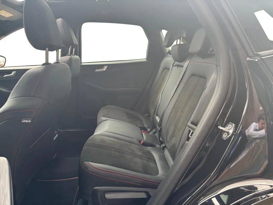Ford Kuga 2.5 PHEV ST-Line X | Black Pack | Memory stoelen | Pano | B&O audio | Elektric. Achterklep