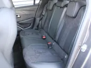 Peugeot 208 1.2 PureTech GT Pack | Stoelverwarming | Pano dak | Camera | Cruise adapt. | Dodehoek detectie | 17' LM | Navi | Clima | Leer/alcantara sportstoelen |