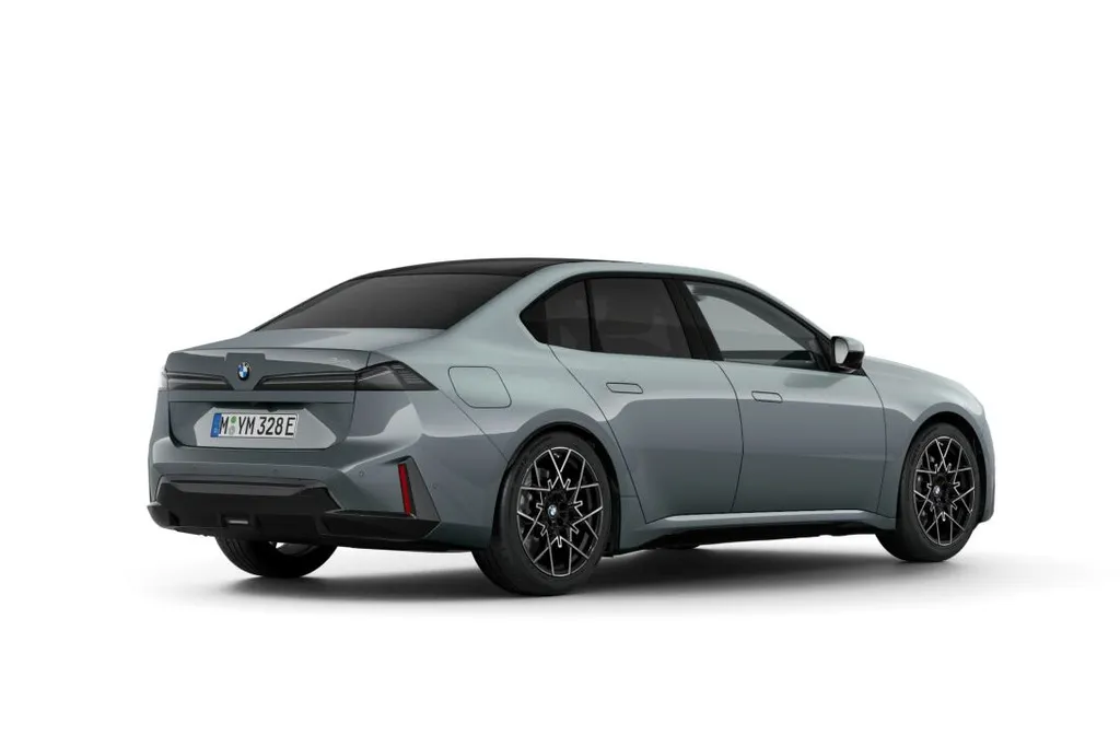 BMW i3 Sedan 50 xDrive First Edition