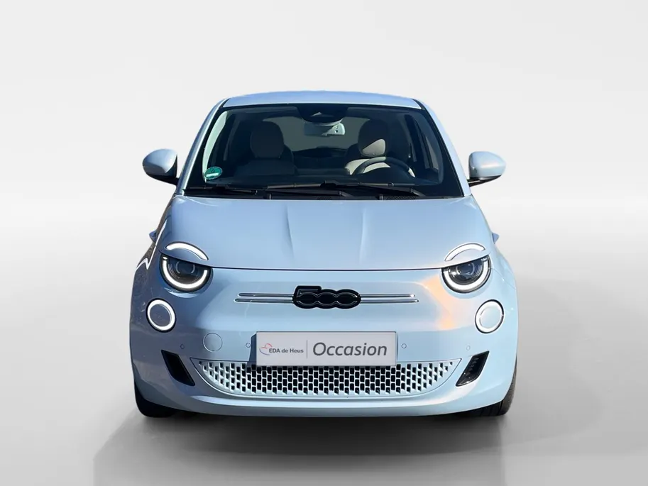 Fiat 500 La Prima by Bocelli 42 kWh SOH 96,47% | Navigatie | Stoelverwarming | WLTP 312km | Etc.
