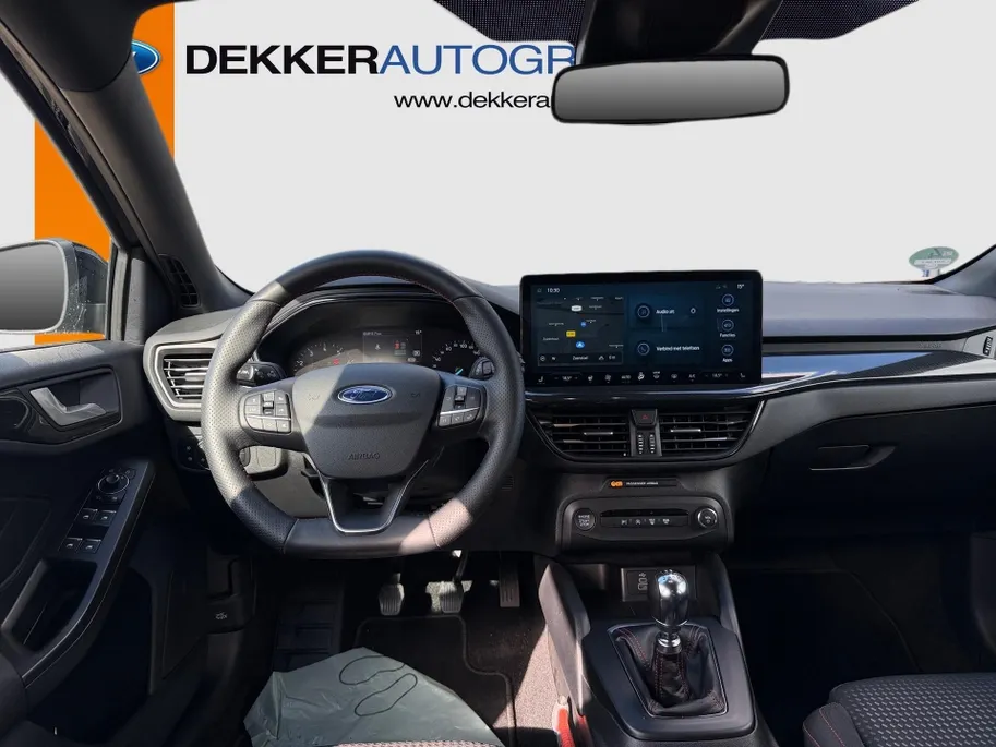 Ford Focus Wagon 1.0 EcoBoost Hybrid ST Line WINTER PACK I DRIVER ASSISTANT PACK I ACHTERUITRIJCAMERA I ACC I APPLE CARPLAY / ANDROID AUTO I