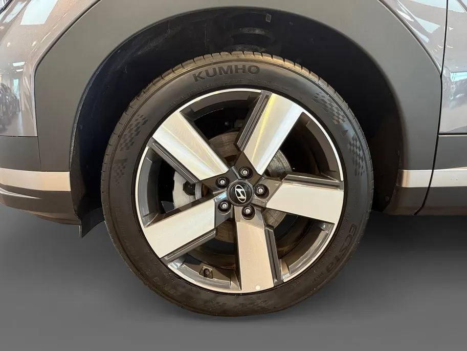 Hyundai Santa Fe 1.6 T-GDI PHEV Comfort Smart 4WD 7 persoons | Zeer nette auto | Afneembare trekhaak | Stoelverwarming | Apple CarPlay Android Auto | Adaptive cruise control | Hyundai Rotterdam - Noord |