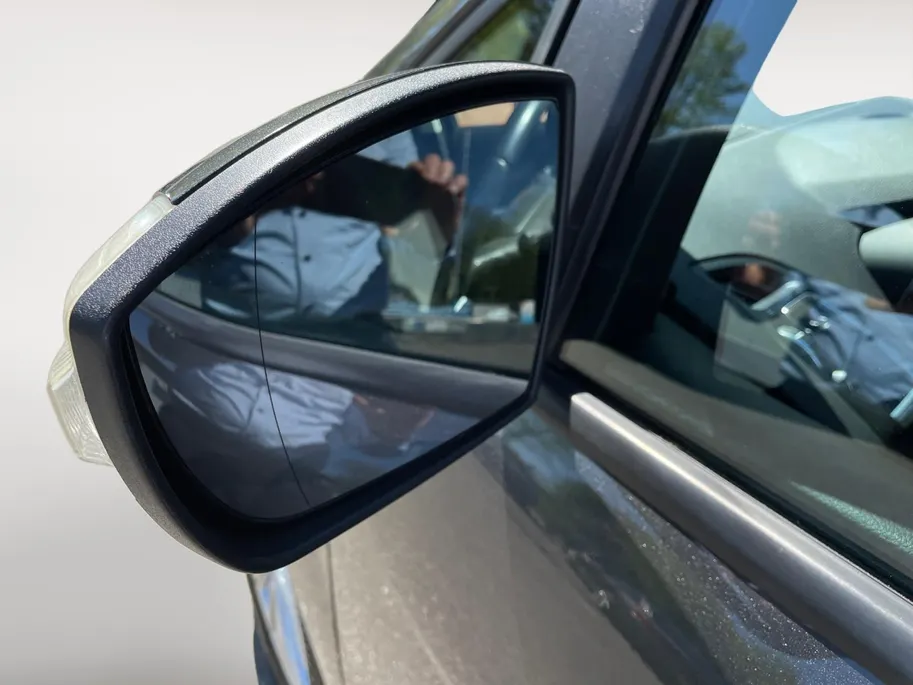 Ford Grand C-Max 1.0 Titanium 7Pers. | Navigatie | Voorruitverwarming | Stoelverwarming | Privacy Glass | Cruise Control | 17|  Velgen | Parkeersensoren voor en achter | Parkeerassistent | Zonneschermen