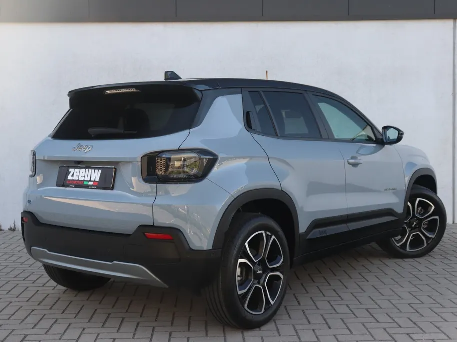 Jeep Avenger Summit 54kWh | Carplay | Camera | Winter | 18'