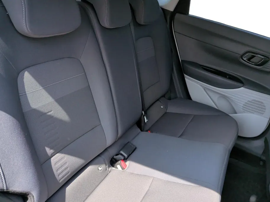 Hyundai Bayon 1.0 T-GDI Comfort Smart NIEUW MODEL! | Automaat | Zeer netjes |NU Rijklaarprijs! Incl.12 Maanden, APK, Onderhoudsbeurt etc! Premiumpakket gratis!