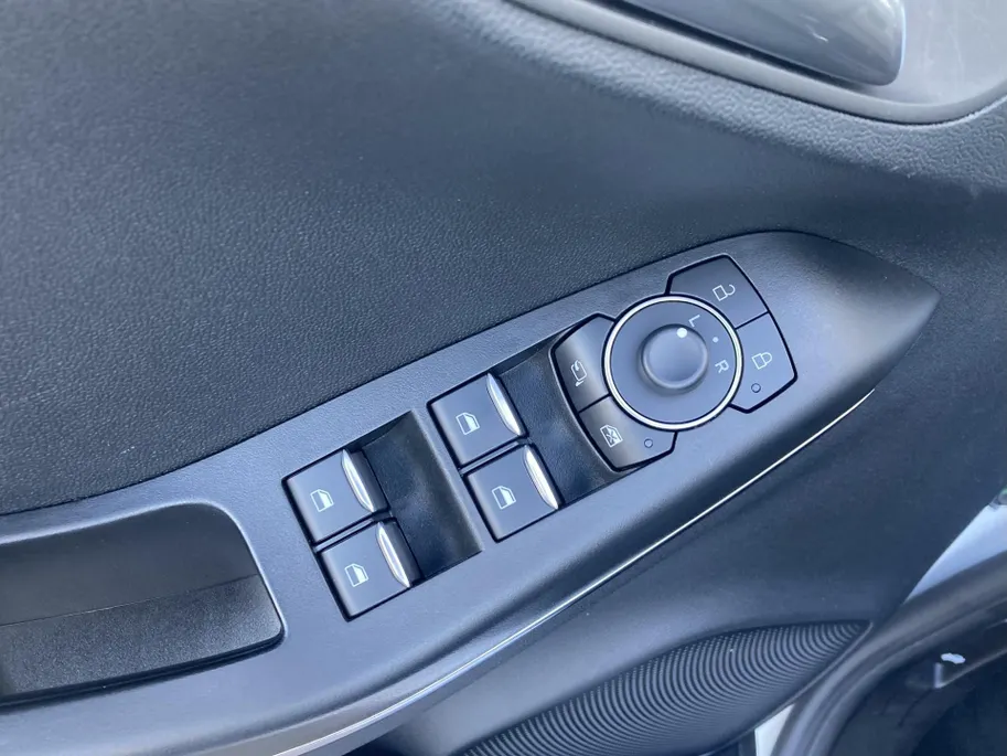 Ford Puma 1.0 EcoBoost Hybrid 125 pk Titanium Navigatie - Apple Carplay/Android Auto - Camera - Active Park Assist
