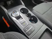 Ford Focus Wagon 1.5 EcoBoost Active Business 150PK Automaat | 1500kg Trekgewicht | Trekhaak | Climate Control | Navigatie | Parkeersensoren | Cruise Control | Keyless Entry