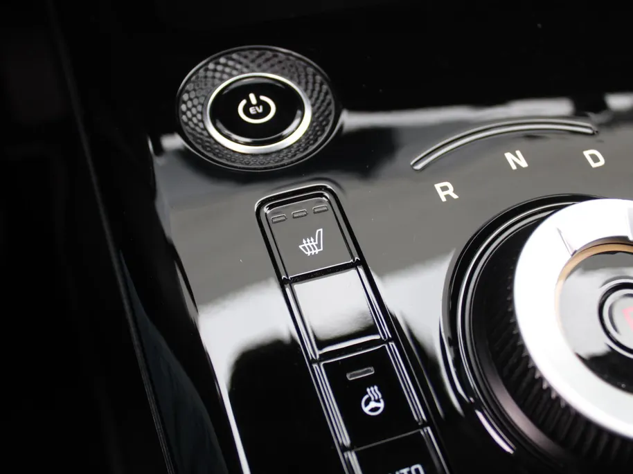 Kia Niro EV Edition 64.8 kWh | Stuur-/stoelverwarming | Camera | Cruise adapt. | Navi | 17' LM | Clima |