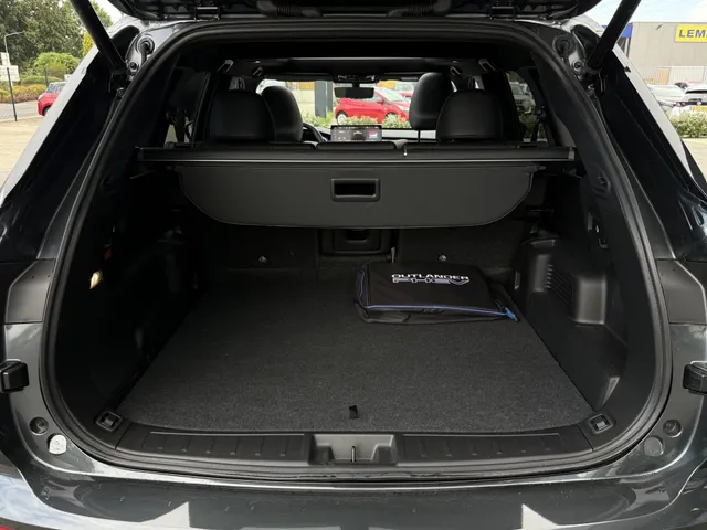 Mitsubishi Outlander 2.4 PHEV Instyle