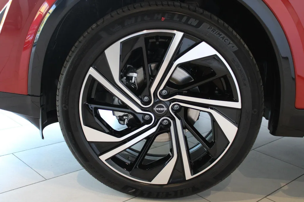 Nissan QASHQAI 1.3 MHEV Xtronic Tekna Plus | Nappa lederen bekleding | 20Inch lm wielen | Navigatie | Apple carplay & Android auto | Stoelgeheugen | 360grd camera | Stoel-, stuur- en voorruit verwarming | Climate controle|