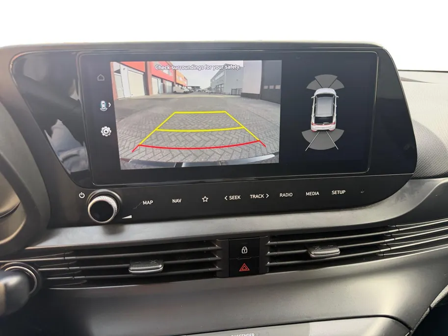 Hyundai i20 1.0 T-GDI Premium | Navigatie| Stoel/Stuurverwarming| Achteruitrijcamera| Dode hoek sensor|
