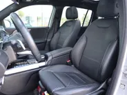 Mercedes-Benz EQB 250 AMG Line 7p. 67 kWh l Keyless l Stoelverwarming l Ambiente lichtpakket