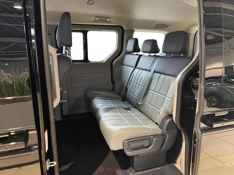 Kia PV5 Passenger Elite Executive 71.2 kWh | Nieuw te bestellen! | 412 Km bereik | Ruimte en comfort | NU €3000 inruilpremie + €500 korting op KIA laadpaal