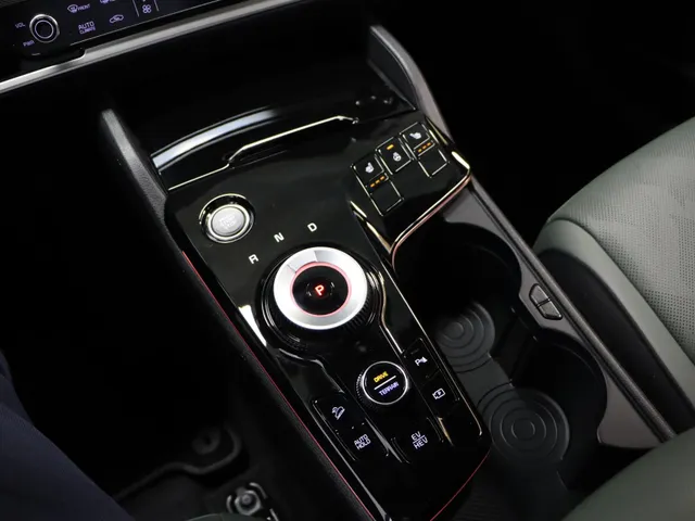 Kia Sportage 1.6 T-GDi Plug-in Hybrid AWD Dark Edition