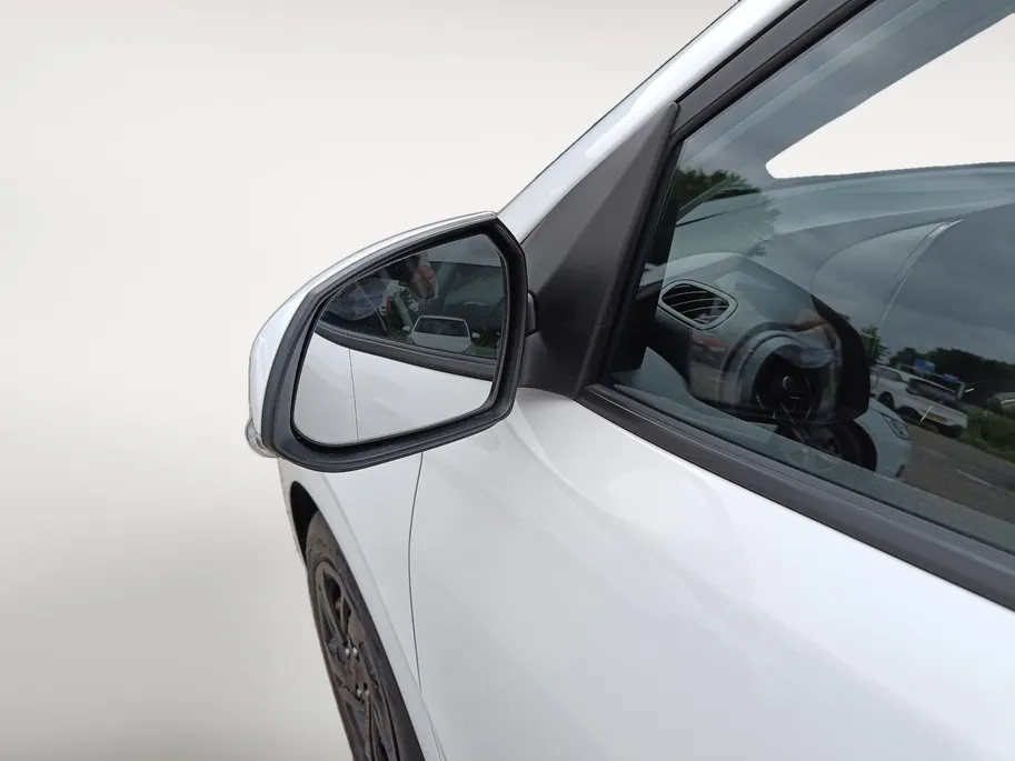 Hyundai i10 1.0 Comfort Smart | Camera | Navi | Cruise | Apple Carplay | Android Auto |