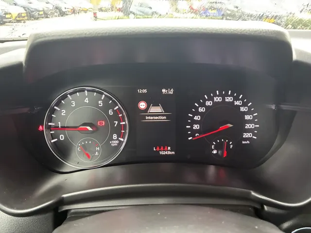 Suzuki Swift 1.2 Style Smart Hybrid