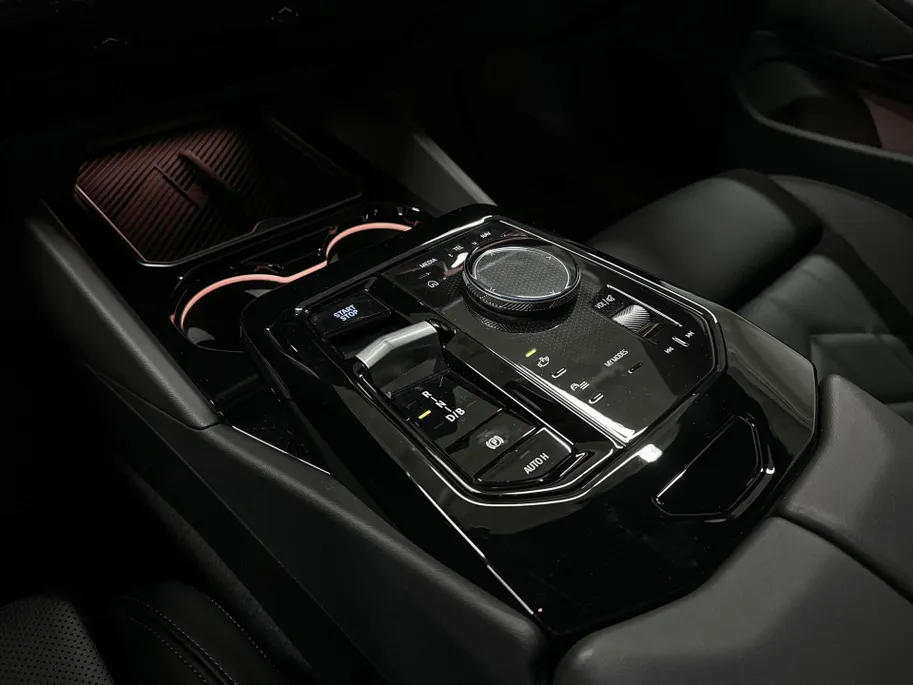 BMW i5 Sedan eDrive40