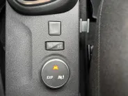 Renault Captur 0.9 TCe Edition One | Trekhaak | Stoelvw | Leder | Cruise | Camera | Navi |