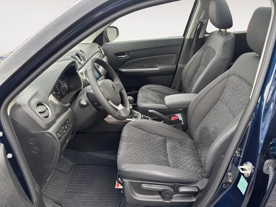 Suzuki Vitara 1.4 Boosterjet Smart Hybrid Style | LAATSTE 2 STUKS OP VOORRAAD! | TIJDELIJK €2.200 KORTING | DIRECT RIJDEN! |